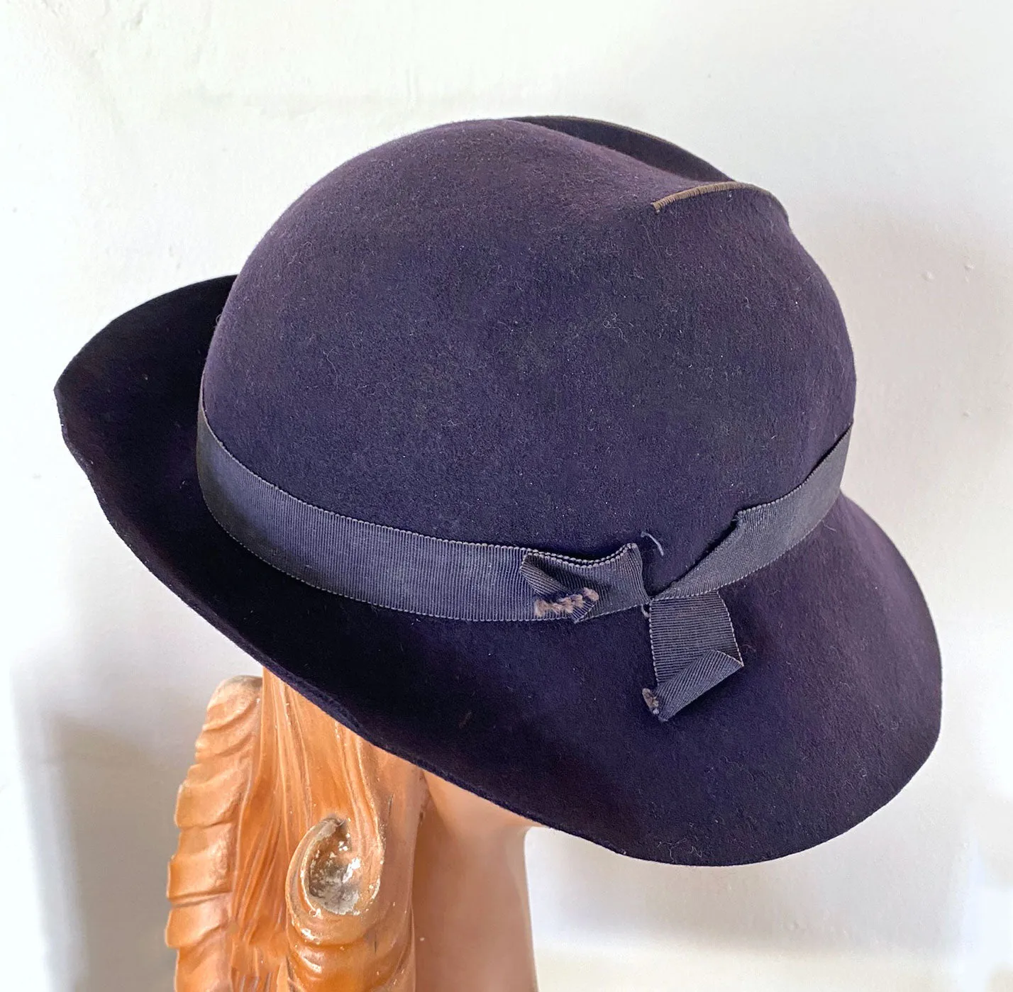 30s Vintage Women's Fedora Hat Slouch Film Noir Dark Blue Stitched Low Crown VFG