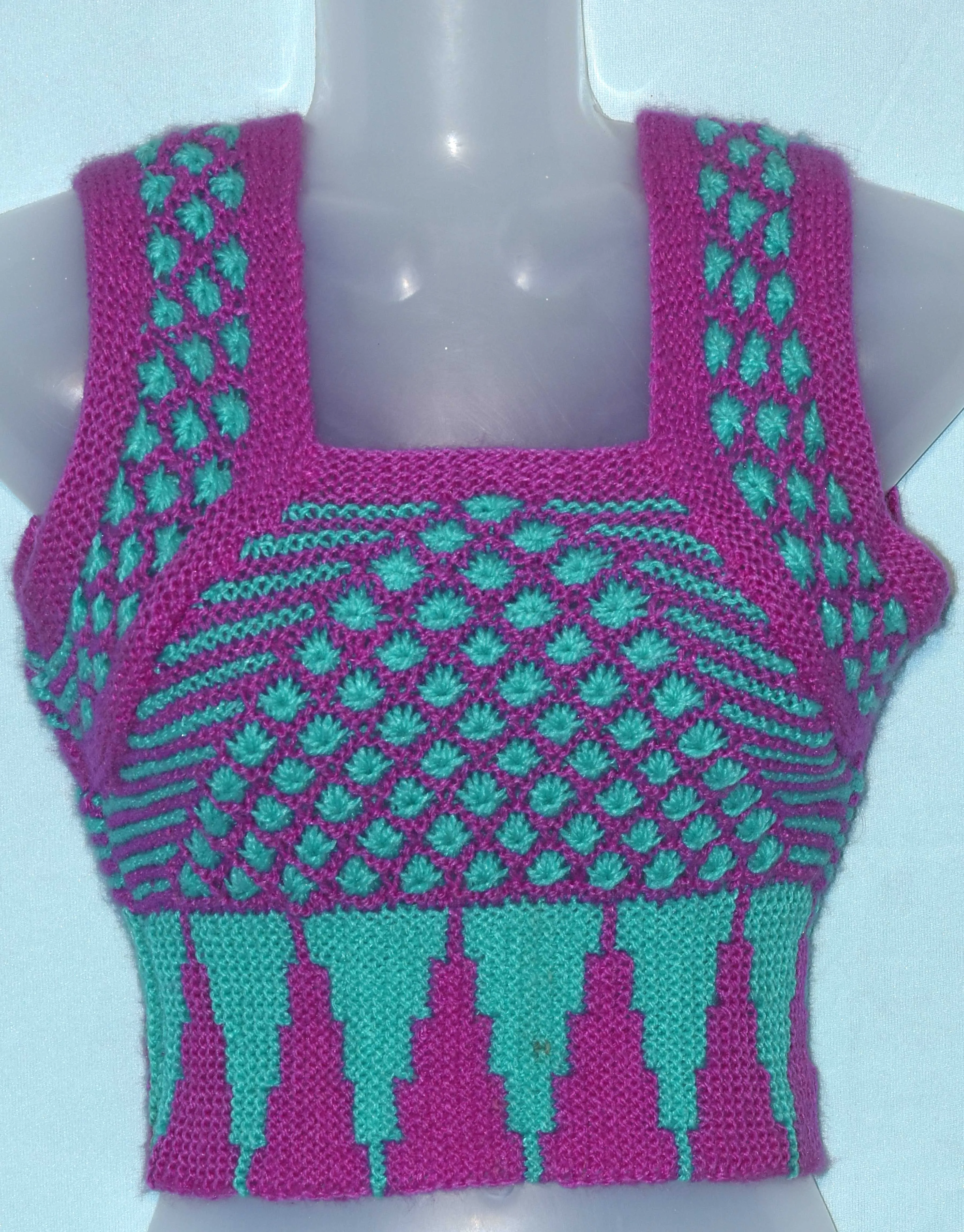 Handmade woolen blouse for women multicolor knitted and free size