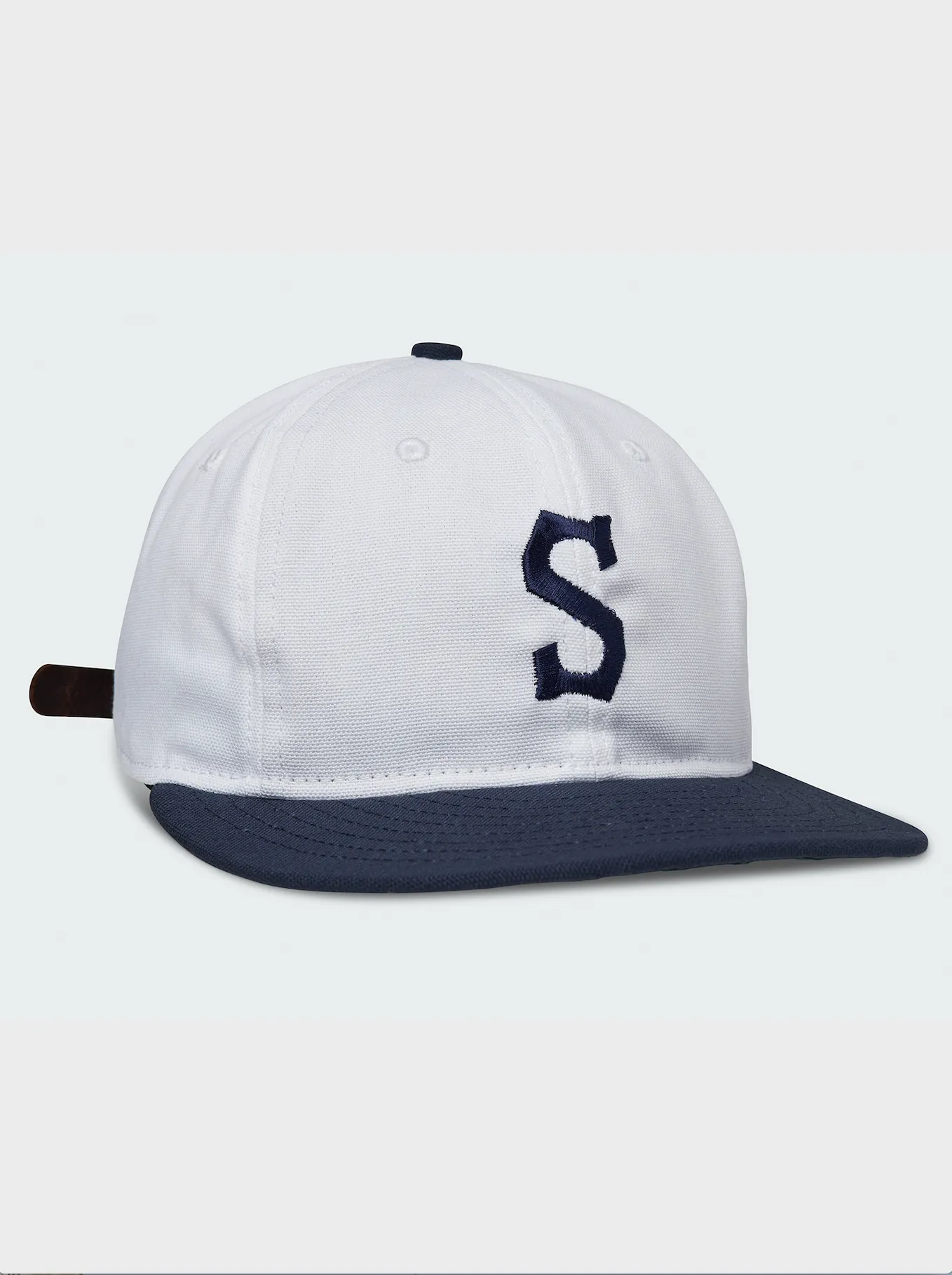 Santurce - Duck Cotton White and Navy Vintage Flatbill